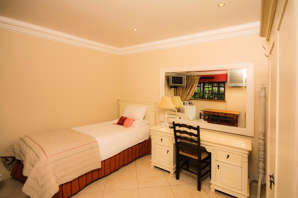 Shani Guest House Brooklyn  Bagian luar foto